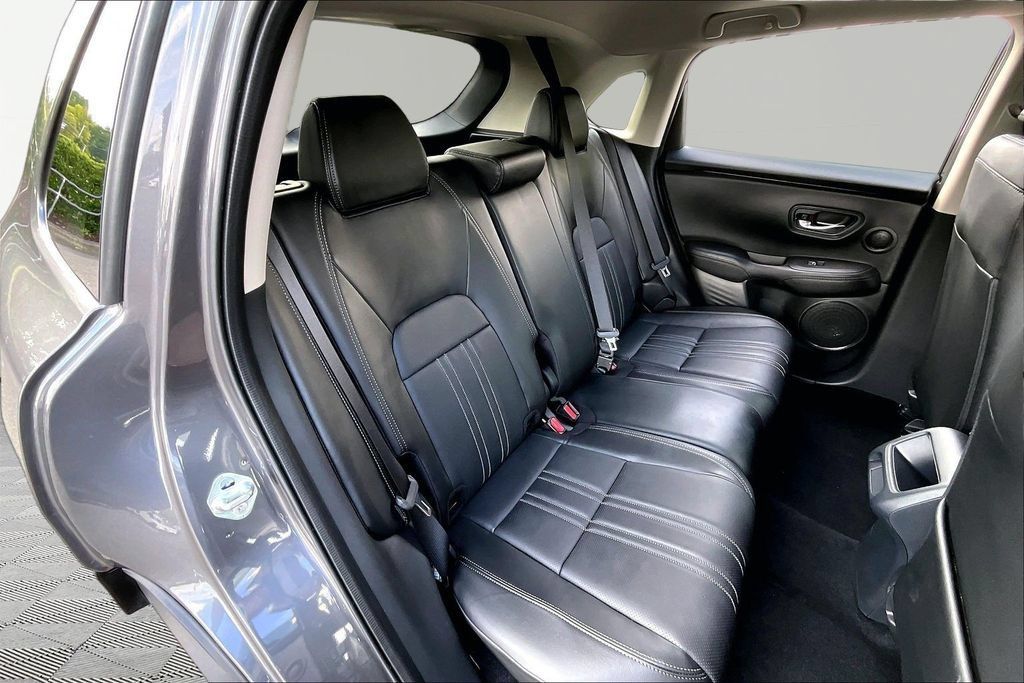 Certified 2026 Honda HR-V EX-L image 17