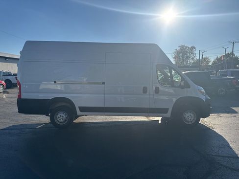 Used 2023 RAM ProMaster 3500 image 10
