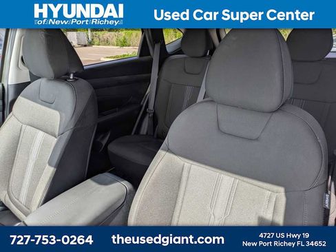 Used 2026 Hyundai Tucson SEL FWD image 3