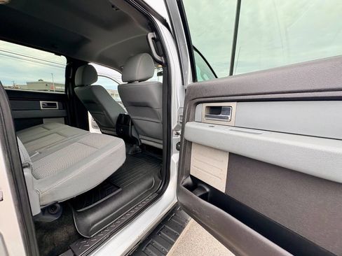 Used 2011 Ford F150 XLT w/ XLT Convenience Pkg image 26