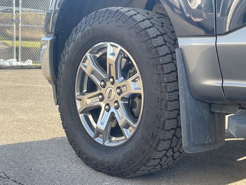 Used 2021 Ford F150 XLT w/ Equipment Group 302A High image 9