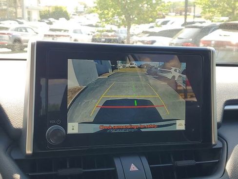 Used 2024 Toyota RAV4 LE image 23