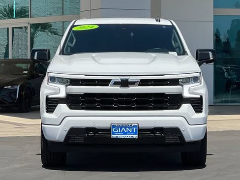 Used 2024 Chevrolet Silverado 1500 RST w/ Convenience Package II RWD image 9