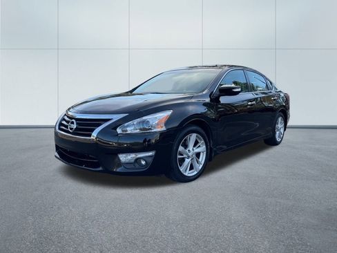 Used 2015 Nissan Altima 2.5 SL w/ Technology Package image 2