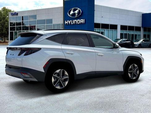 New 2026 Hyundai Tucson SEL FWD image 8