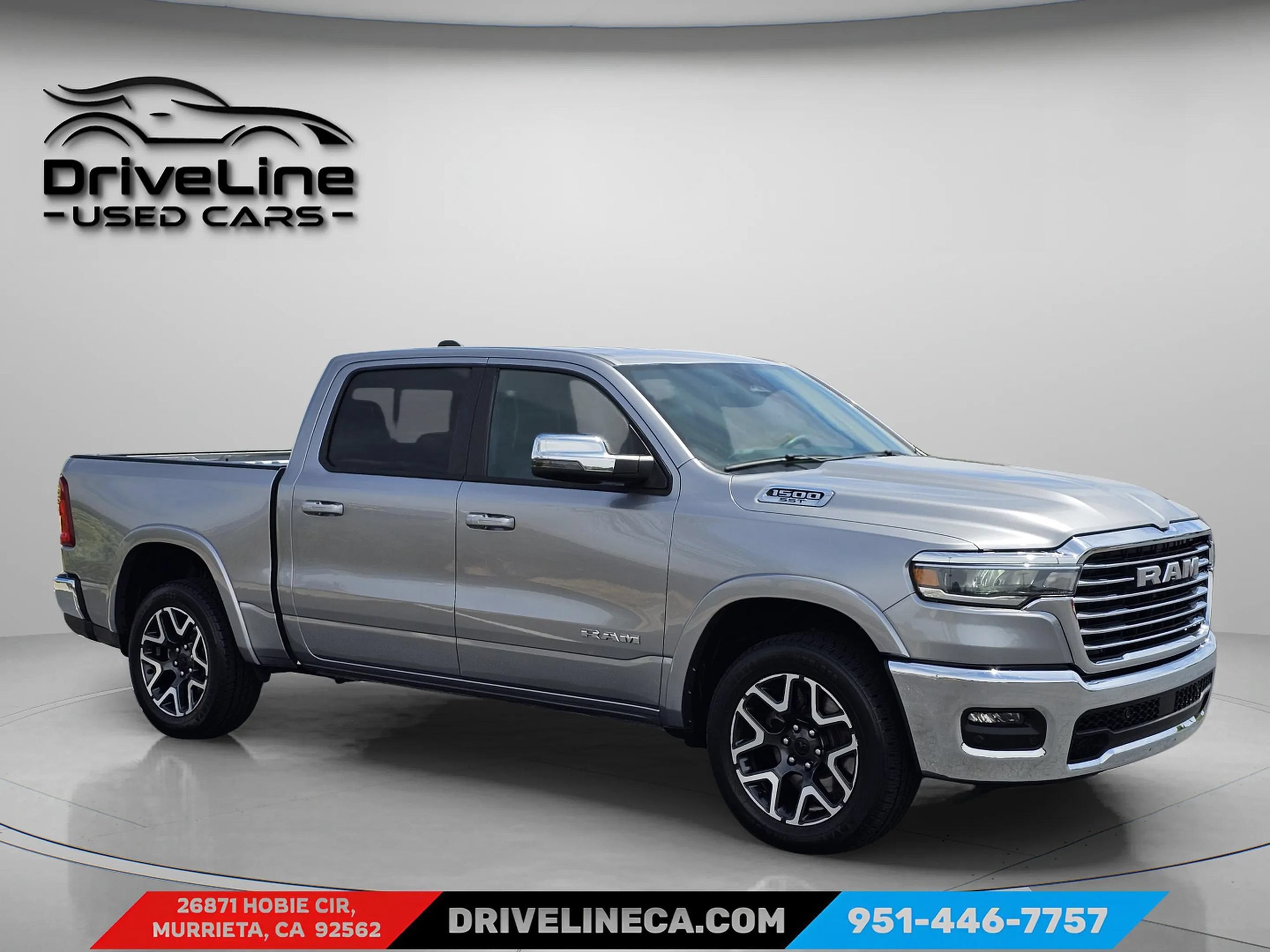 Used 2025 RAM 1500 Laramie AWD/4WD image 7