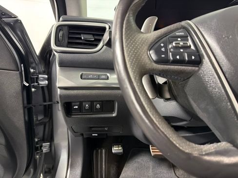 Used 2016 Nissan Maxima SR FWD image 13