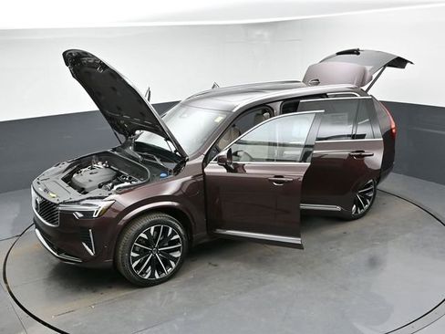 New 2026 Volvo XC90 T8 Ultra w/ Lounge Package AWD/4WD image 51