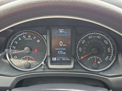Used 2021 Toyota Tacoma SR w/ SR Convenience Package RWD image 10