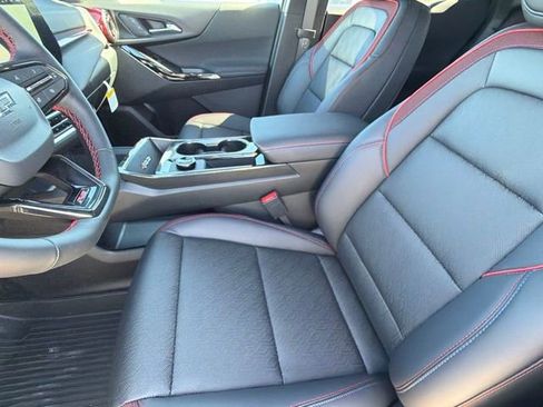 New 2026 Chevrolet Equinox RS w/ LPO, Floor Liner Package FWD image 12