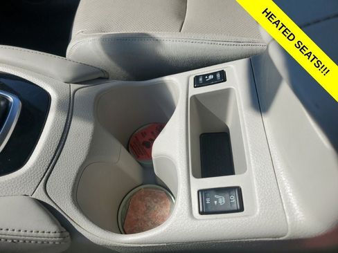 Used 2019 Nissan Rogue Sport SL w/ Premium Package FWD image 4