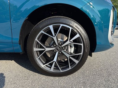 New 2026 Audi Q3 quattro 2.0T AWD/4WD image 24