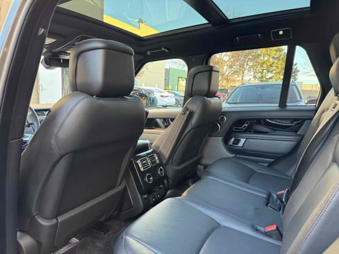 Used 2019 Land Rover Range Rover HSE image 50
