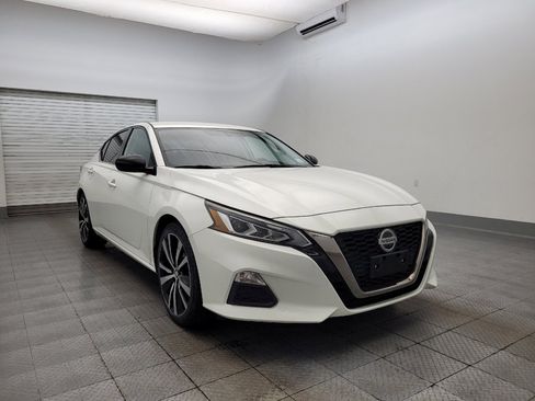 Used 2019 Nissan Altima 2.5 SR image 13