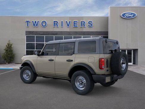 New 2025 Ford Bronco 4-Door image 4