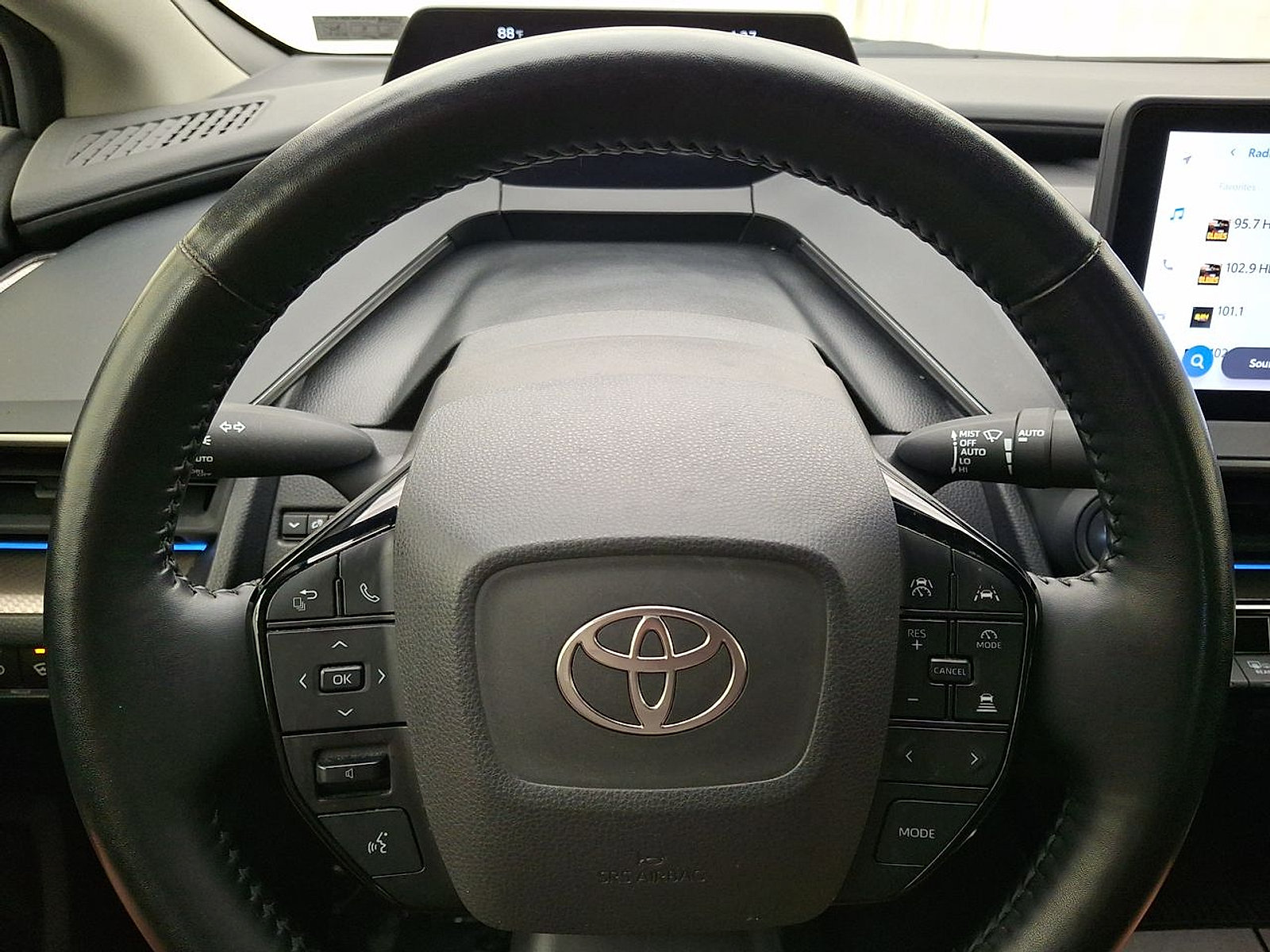 Certified 2024 Toyota Prius XLE AWD/4WD image 20