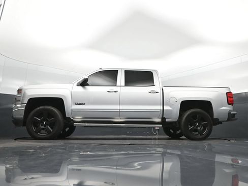 Used 2018 Chevrolet Silverado 1500 LT w/ Texas Edition RWD image 40