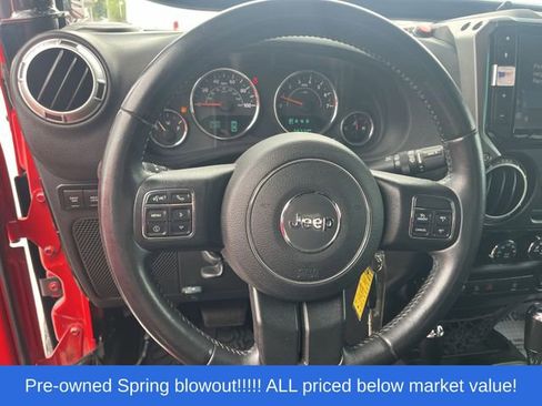 Used 2018 Jeep Wrangler Rubicon w/ Cold Weather Group AWD/4WD image 14