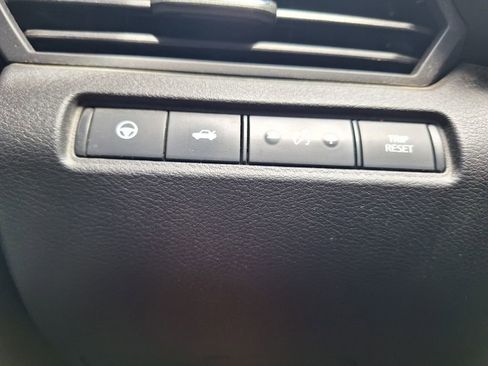 Used 2023 Nissan Altima 2.5 SV w/ SV Premium Package FWD image 12