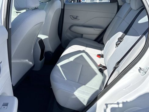 New 2026 Hyundai Kona SE image 10
