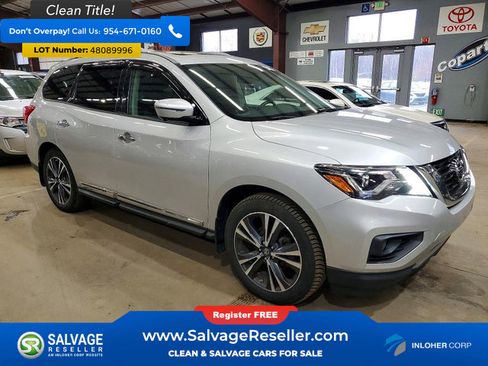 Used 2017 Nissan Pathfinder Platinum image 5