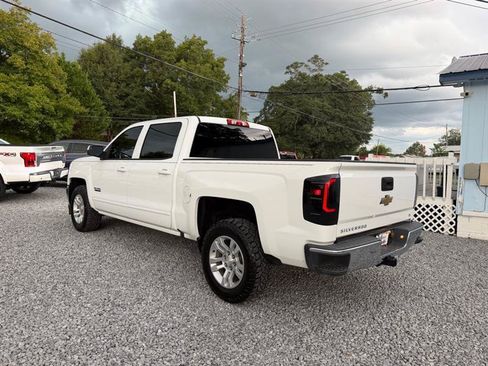 Used 2018 Chevrolet Silverado 1500 LT w/ Texas Edition RWD image 4