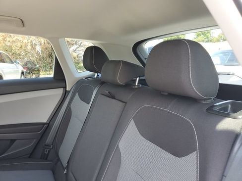 Certified 2023 Volkswagen Taos S FWD image 10