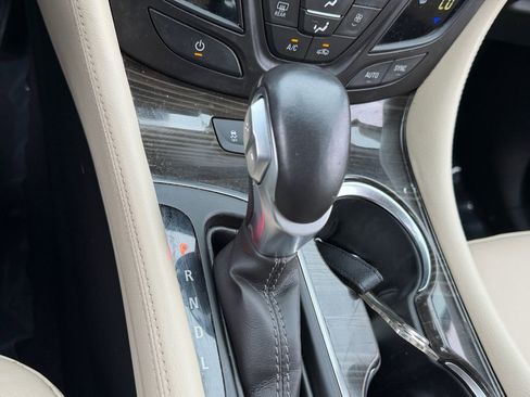 Used 2019 Buick Envision Essence AWD/4WD image 24