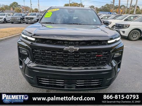 Used 2024 Chevrolet Traverse RS image 10