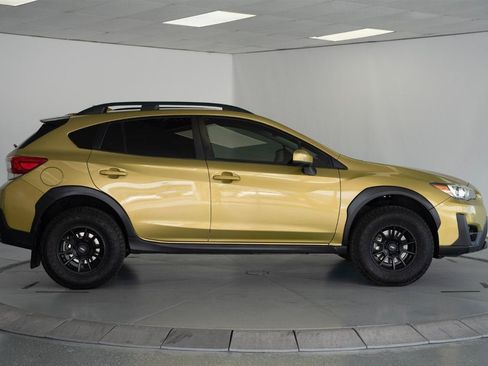 Used 2021 Subaru Crosstrek 2.0i Premium AWD/4WD image 9