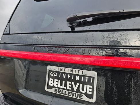 Used 2024 Lexus GX 550 image 15