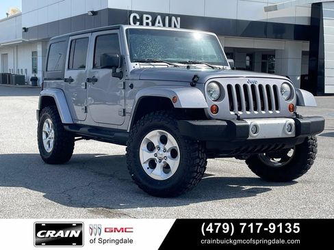 Used 2013 Jeep Wrangler Unlimited Sahara w/ Connectivity Group AWD/4WD image 1