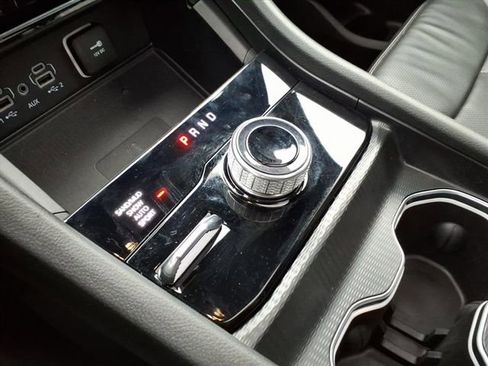 Used 2024 Jeep Grand Cherokee L Limited w/ Luxury Tech Group II image 22