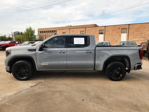 Used 2024 GMC Sierra 1500 Elevation AWD/4WD image 4