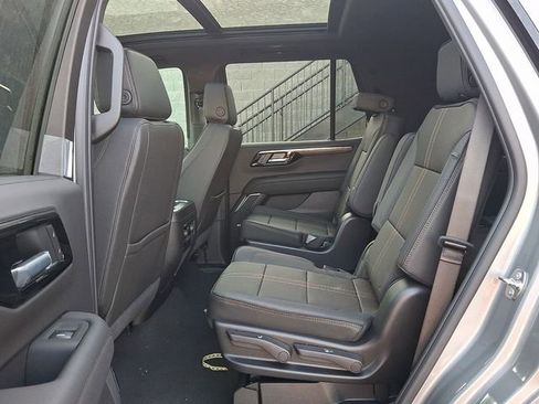 New 2026 Chevrolet Tahoe High Country AWD/4WD image 5