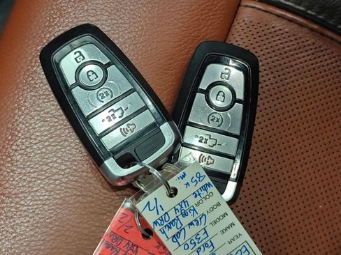 Used 2022 Ford F350 King Ranch w/ King Ranch Ultimate Package AWD/4WD image 18