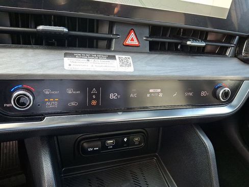 Certified 2023 Kia Sportage X-Line w/ X-Line Premium Package image 17