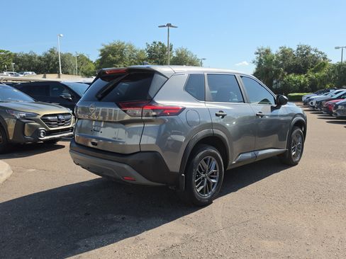 Used 2023 Nissan Rogue S FWD image 7