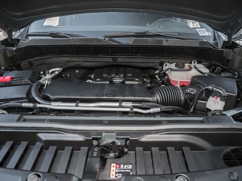 Used 2025 Chevrolet Silverado 1500 LT image 15