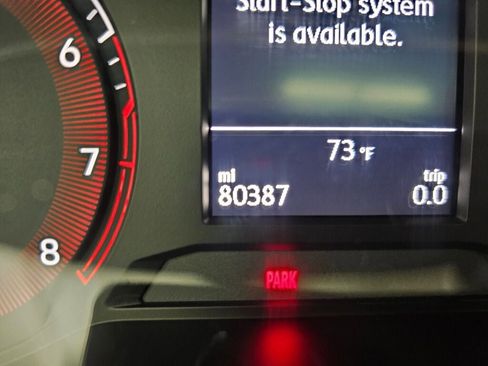 Used 2019 Volkswagen Jetta SE w/ Cold Weather Package FWD image 22