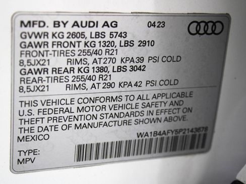 Used 2023 Audi SQ5 Premium Plus w/ Premium Plus Package AWD/4WD image 93