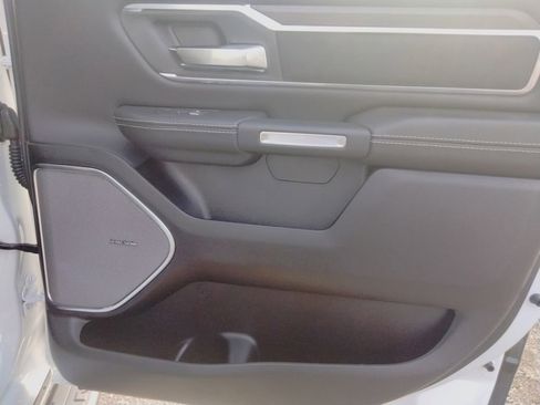 Used 2025 RAM 1500 Laramie w/ Night Edition image 27