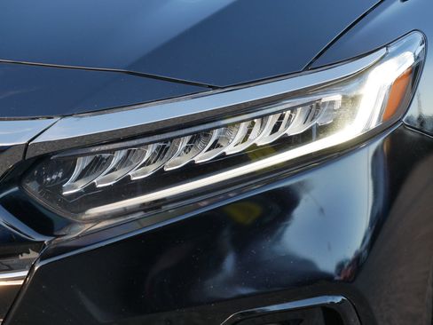 Used 2022 Honda Accord Sport image 16