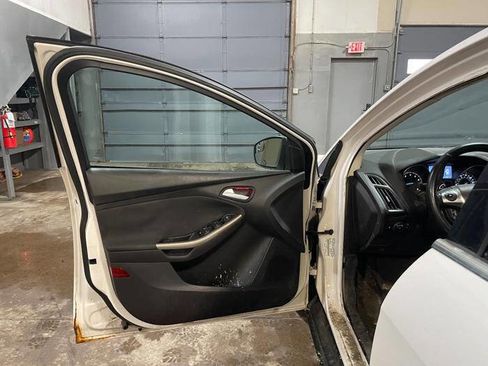 Used 2012 Ford Focus SEL image 22