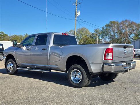 Certified 2024 RAM 3500 Tradesman w/ Chrome Appearance Group AWD/4WD image 10