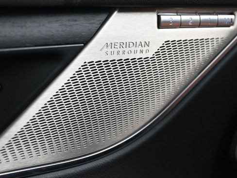 Used 2026 Jaguar F-PACE R-Dynamic S image 19