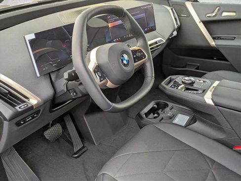 New 2026 BMW iX xDrive45 image 3
