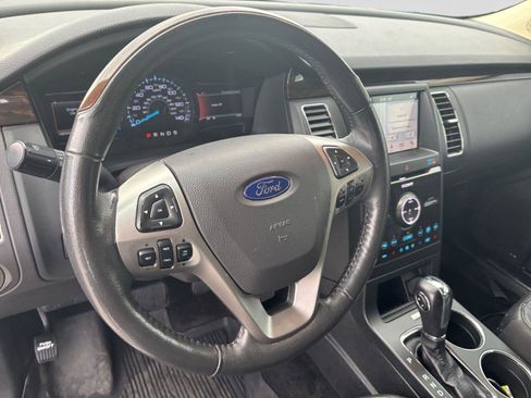 Used 2019 Ford Flex Limited FWD image 11