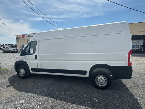 Used 2023 RAM ProMaster 2500 FWD image 6