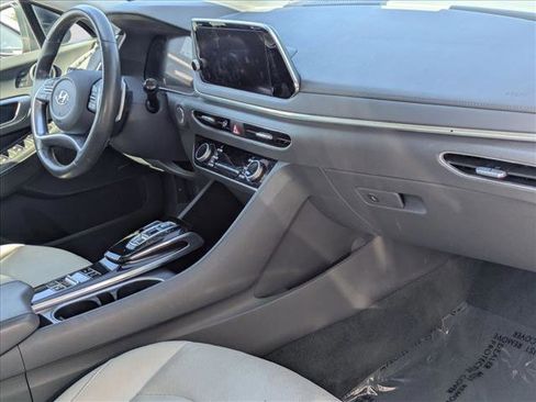 Used 2021 Hyundai Sonata Limited FWD image 21